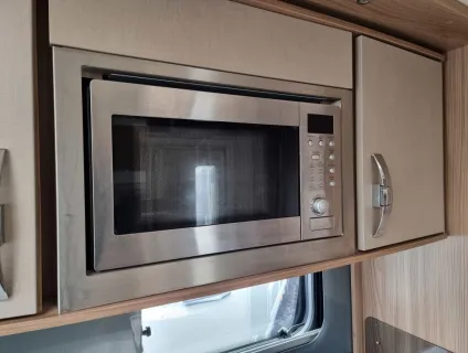 Swift  Challenger SE 480 2015
