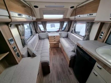 Swift  Challenger SE 480 2015