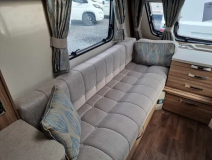 Swift  Challenger SE 480 2015