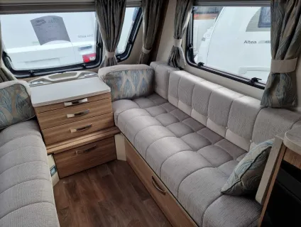 Swift  Challenger SE 480 2015