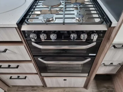Coachman Lusso III 2025