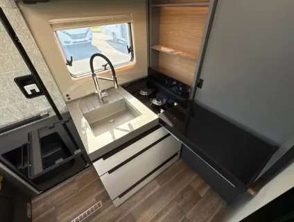 Niesmann and Bischoff  iSmove 2025