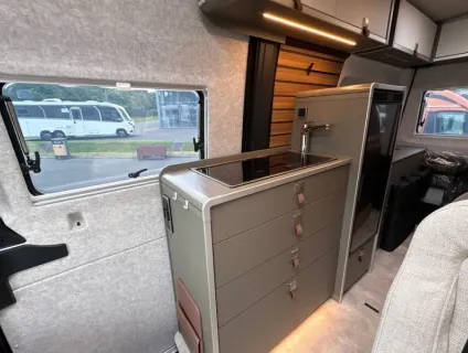 HYMER  Camper Van 