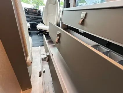 HYMER  Camper Van 