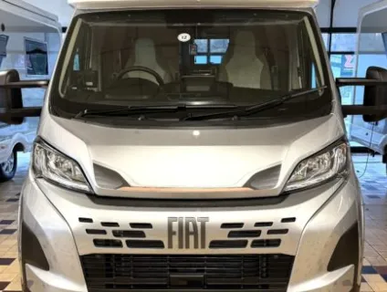 Auto-Sleeper  Fiat Coach Built Broadway EK TB LP 2025