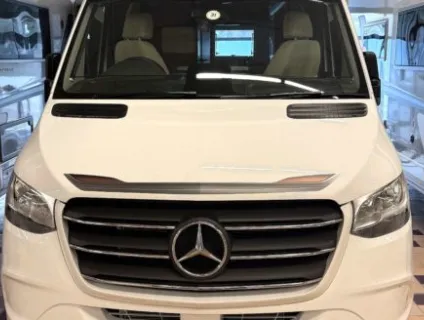 Auto-Sleeper  Mercedes Benz Luxury Bourton 2025