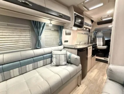 Auto-Sleeper  Fiat Van Conversion Warwick XL 2020