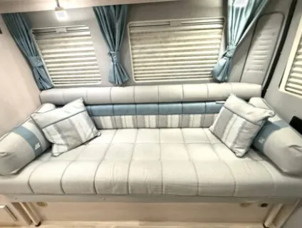 Auto-Sleeper  Fiat Van Conversion Warwick XL 2020