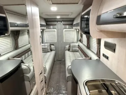 Auto-Sleeper  Peugeot Van Conversions Warwick XL 2020