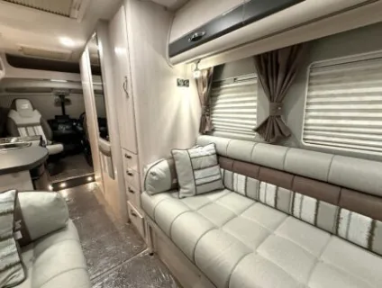 Auto-Sleeper  Peugeot Van Conversions Warwick XL 2020