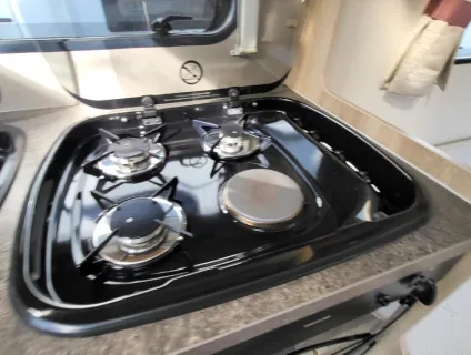 Elddis Supreme 185 2018
