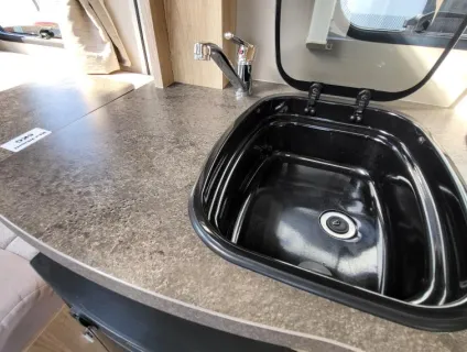 Elddis Supreme 185 2018