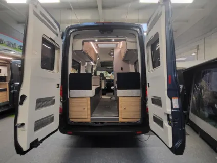 Bailey Endeavour B62 2026