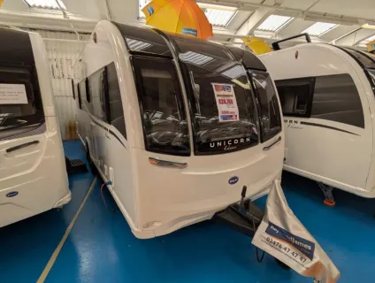Bailey Unicorn Deluxe Vigo 2026