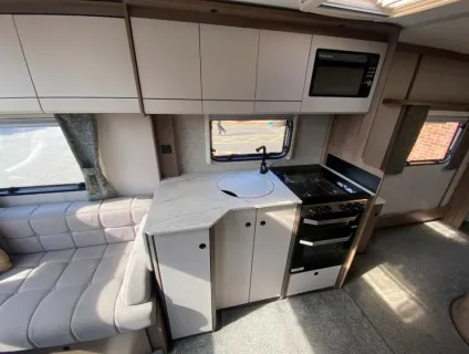 Coachman Acadia 675 Xtra 2025