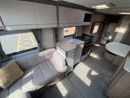 Coachman Acadia 675 Xtra 2025