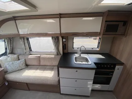 Bailey Unicorn Pamplona 2019