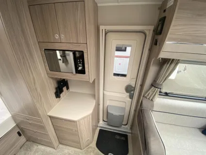 Elddis Supreme 554 2024