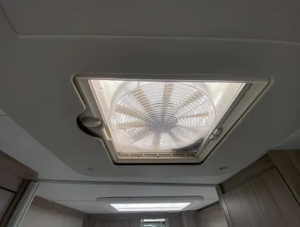 Elddis Supreme 554 2024