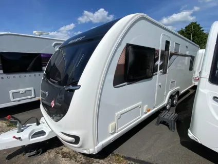 Swift Conqueror 650 2018