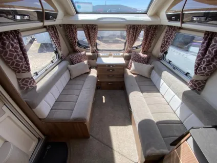 Swift Conqueror 650 2018