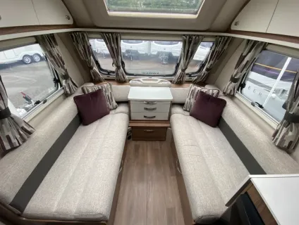 Swift Vogue 580 SB 2018