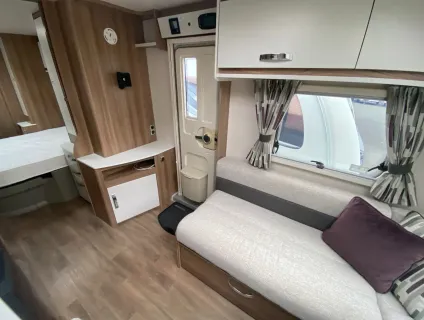 Swift Vogue 580 SB 2018