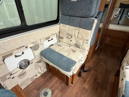 Auto-Sleepers Windrush REAR BUNK BED MODEL  4 BERTH  & 4 BELTS  2012
