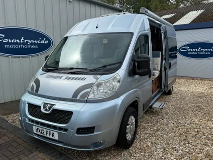 Auto-Sleepers Windrush REAR BUNK BED MODEL  4 BERTH  & 4 BELTS  2012