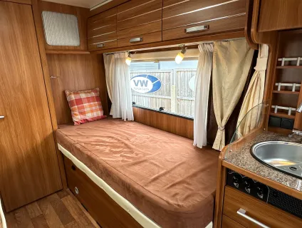 Dethleffs Esprit i7010 LHD A class - PERFECT TOURER LAYOUT FOR EUROPE  2011