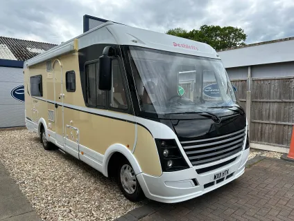 Dethleffs Esprit i7010 LHD A class - PERFECT TOURER LAYOUT FOR EUROPE  2011