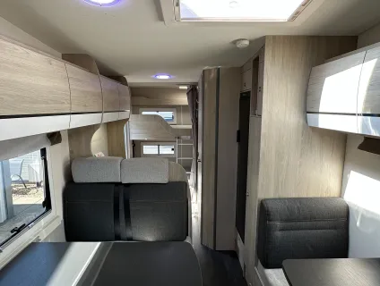 Chausson Flash C656 6 BERTH LAYOUT / BUNK BEDS / 6 BELTS / GREAT FAMILY TOURER  2020