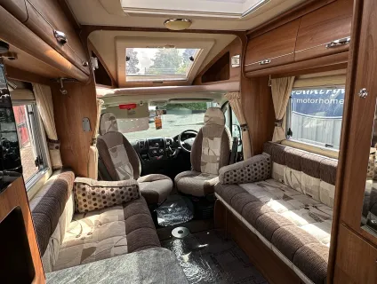 Auto-Sleepers Nuevo ICONIC MOTORHOMES  2012