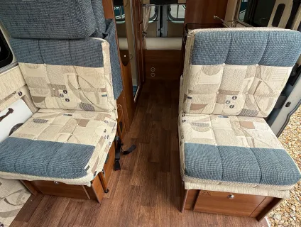 Auto-Sleepers Windrush REAR BUNK BED MODEL  4 BERTH  & 4 BELTS  2012
