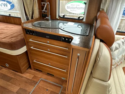 Dethleffs Esprit i7010 LHD A class - PERFECT TOURER LAYOUT FOR EUROPE  2011