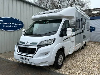 Auto-Sleepers Corinium Duo  Two Fixed Single Beds  2019