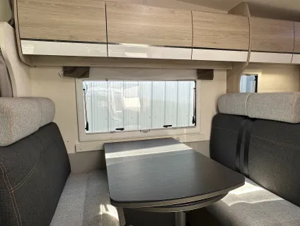 Chausson Flash C656 6 BERTH LAYOUT / BUNK BEDS / 6 BELTS / GREAT FAMILY TOURER  2020