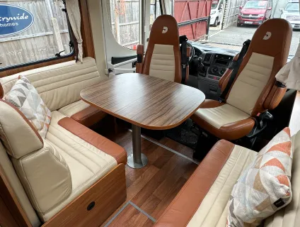 Dethleffs Esprit i7010 LHD A class - PERFECT TOURER LAYOUT FOR EUROPE  2011