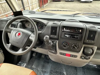 Dethleffs Esprit i7010 LHD A class - PERFECT TOURER LAYOUT FOR EUROPE  2011