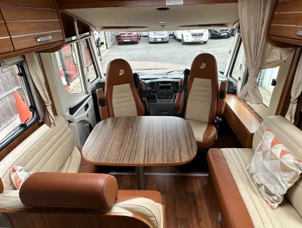 Dethleffs Esprit i7010 LHD A class - PERFECT TOURER LAYOUT FOR EUROPE  2011