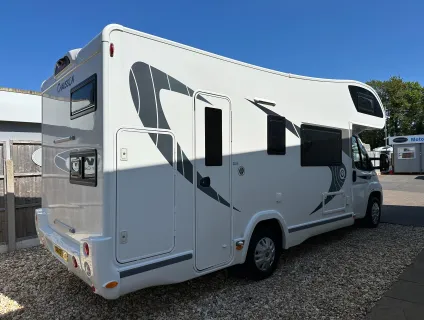 Chausson Flash C656 6 BERTH LAYOUT / BUNK BEDS / 6 BELTS / GREAT FAMILY TOURER  2020