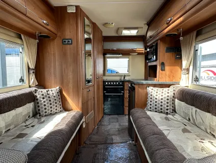 Auto-Sleepers Nuevo ICONIC MOTORHOMES  2012