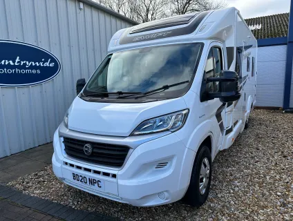 Swift Escape 694 ISLAND BED / 4 BELTS  2020
