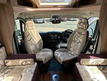 Auto-Sleepers Broadway EB 2 BERTH FRONT LOUNGE - END WASHROOM - LUXURY  2016