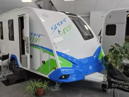 Knaus   2025