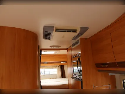 Adria  Coral A 660 SP 2010