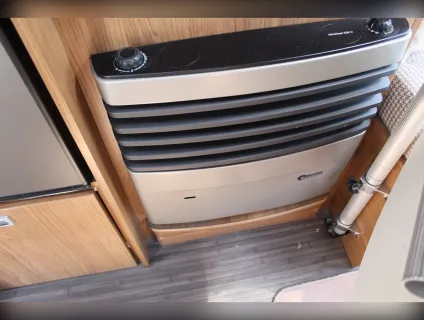 Auto-Trail  Apache 634 2017