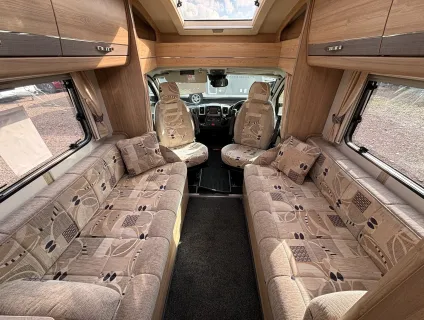 Elddis  Autoquest 2016