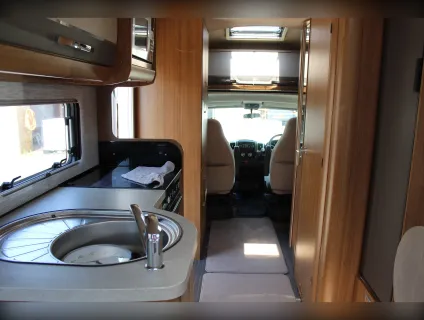 Auto-Trail  Apache 634 2017