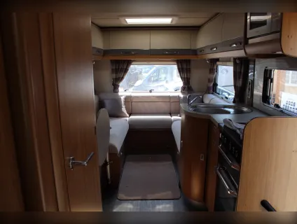 Auto-Trail  Apache 634 2017